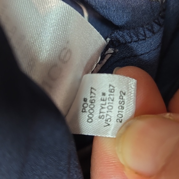 Vince navy blue Tossed Poppy 3/4 sleeve pleated blouse, size XXS - Picture 13 of 13